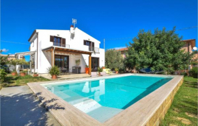 Gorgeous Home In Trabia With Wifi Trabia